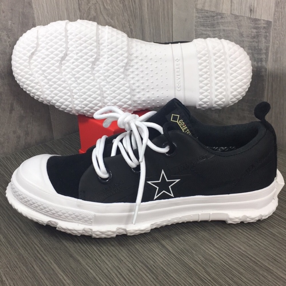 Converse One Star MC18 OX black/white/white
NWT - Picture 3 of 8